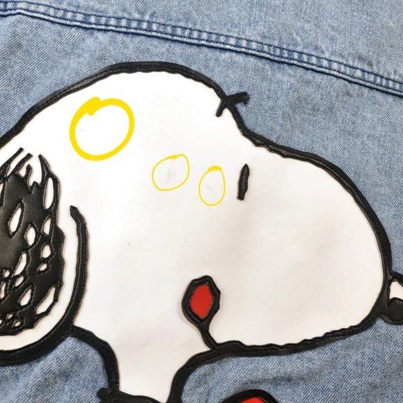 Sold-vintage Snoopy denim jean jacket with back leather patch - Picture 7 of 7